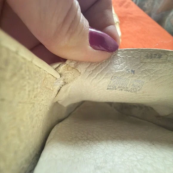 Tory Burch Cream Loafers with Gold Emblem - Picture 7 of 7